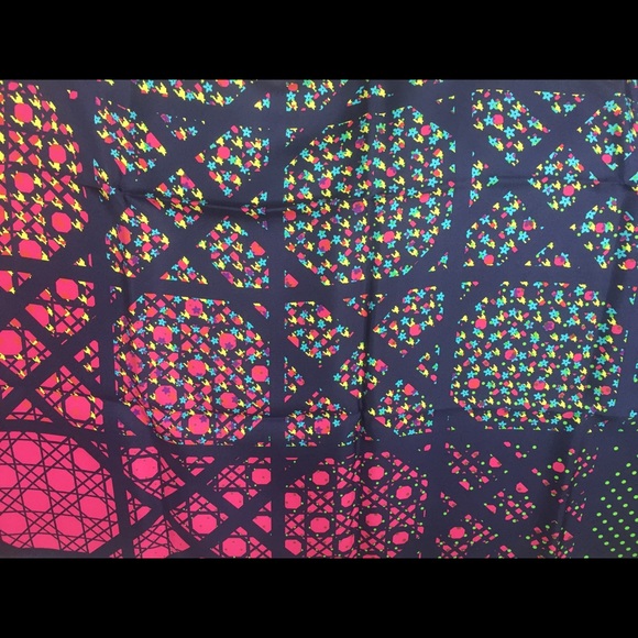 Dior Scarf &Box New - Picture 8 of 11